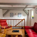 Apartman Fachwerkhotel Garni - Ferienhaeuser Vorhof Zur Hoelle Quedlinburg