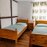 Apartman Fachwerkhotel Garni - Ferienhaeuser Vorhof Zur Hoelle 4*