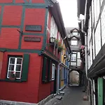 Fachwerkhotel Garni - Ferienhaeuser Vorhof Zur Hoelle Apartman Quedlinburg