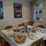 Fachwerkhotel Garni - Ferienhaeuser Vorhof Zur Hoelle Apartman 4*