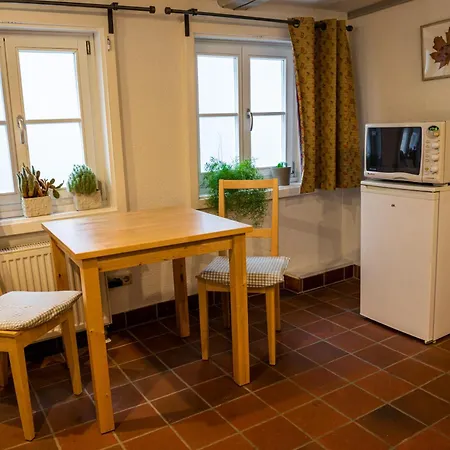 Fachwerkhotel Garni - Ferienhaeuser Vorhof Zur Hoelle Daire Quedlinburg