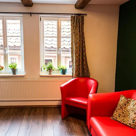 Fachwerkhotel - Ferienhaeuser Vorhof Zur Hoelle Apartamento Quedlinburg