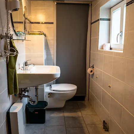 Fachwerkhotel - Ferienhaeuser Vorhof Zur Hoelle *