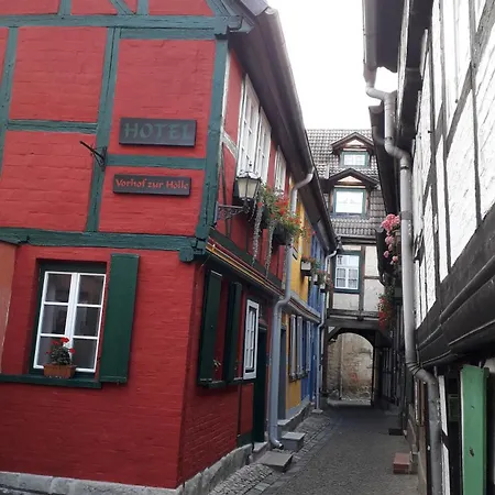 Fachwerkhotel Garni - Ferienhaeuser Vorhof Zur Hoelle Daire Quedlinburg