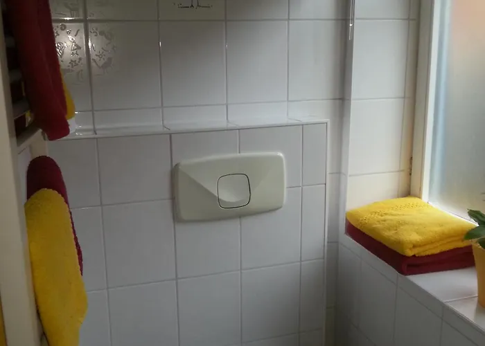 Fachwerkhotel Garni - Ferienhaeuser Vorhof Zur Hoelle Lägenhet