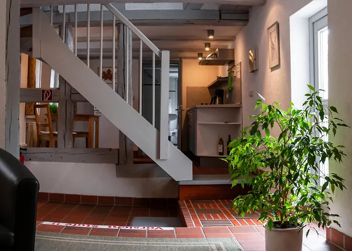 Fachwerkhotel Garni - Ferienhaeuser Vorhof Zur Hoelle 4* Quedlinburg