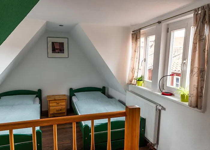 Fachwerkhotel Garni - Ferienhaeuser Vorhof Zur Hoelle