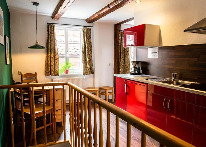 Fachwerkhotel Garni - Ferienhaeuser Vorhof Zur Hoelle 4*