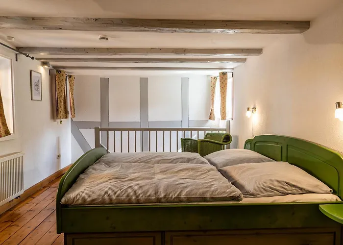 Lägenhet Fachwerkhotel Garni - Ferienhaeuser Vorhof Zur Hoelle